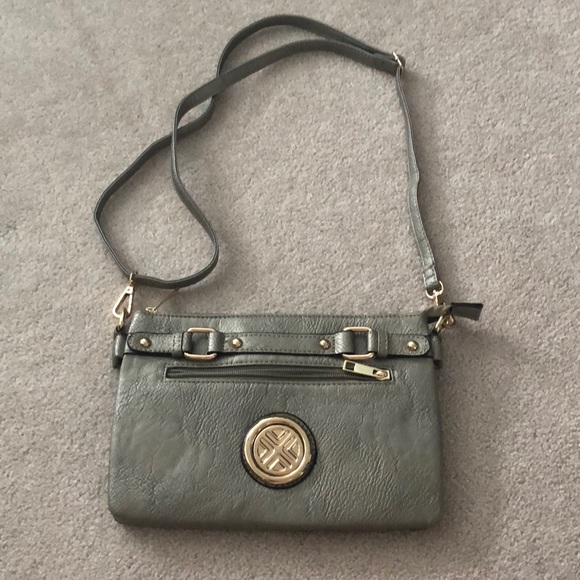 Purse - Picture 1 of 3